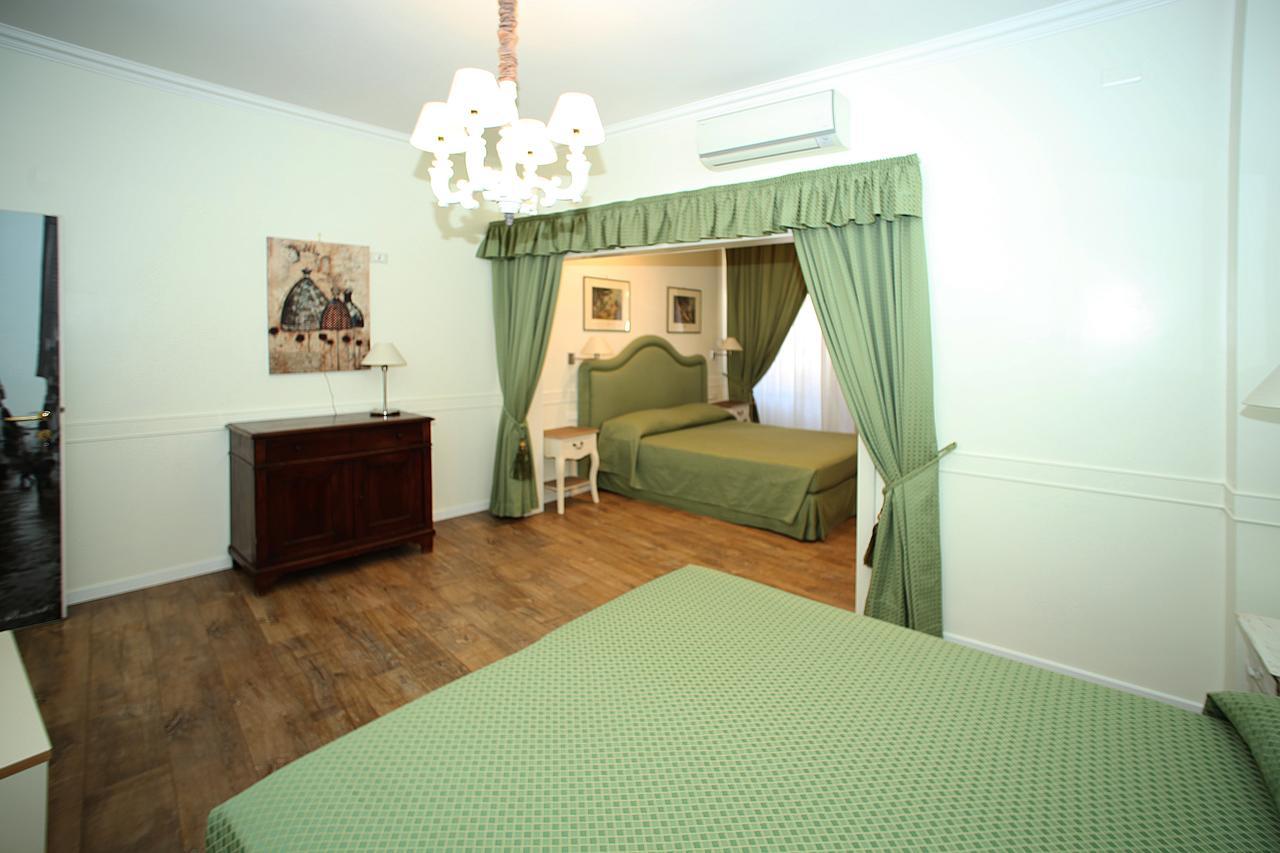Hotel Residenza Ponte Sant'Angelo Rzym Zewnętrze zdjęcie