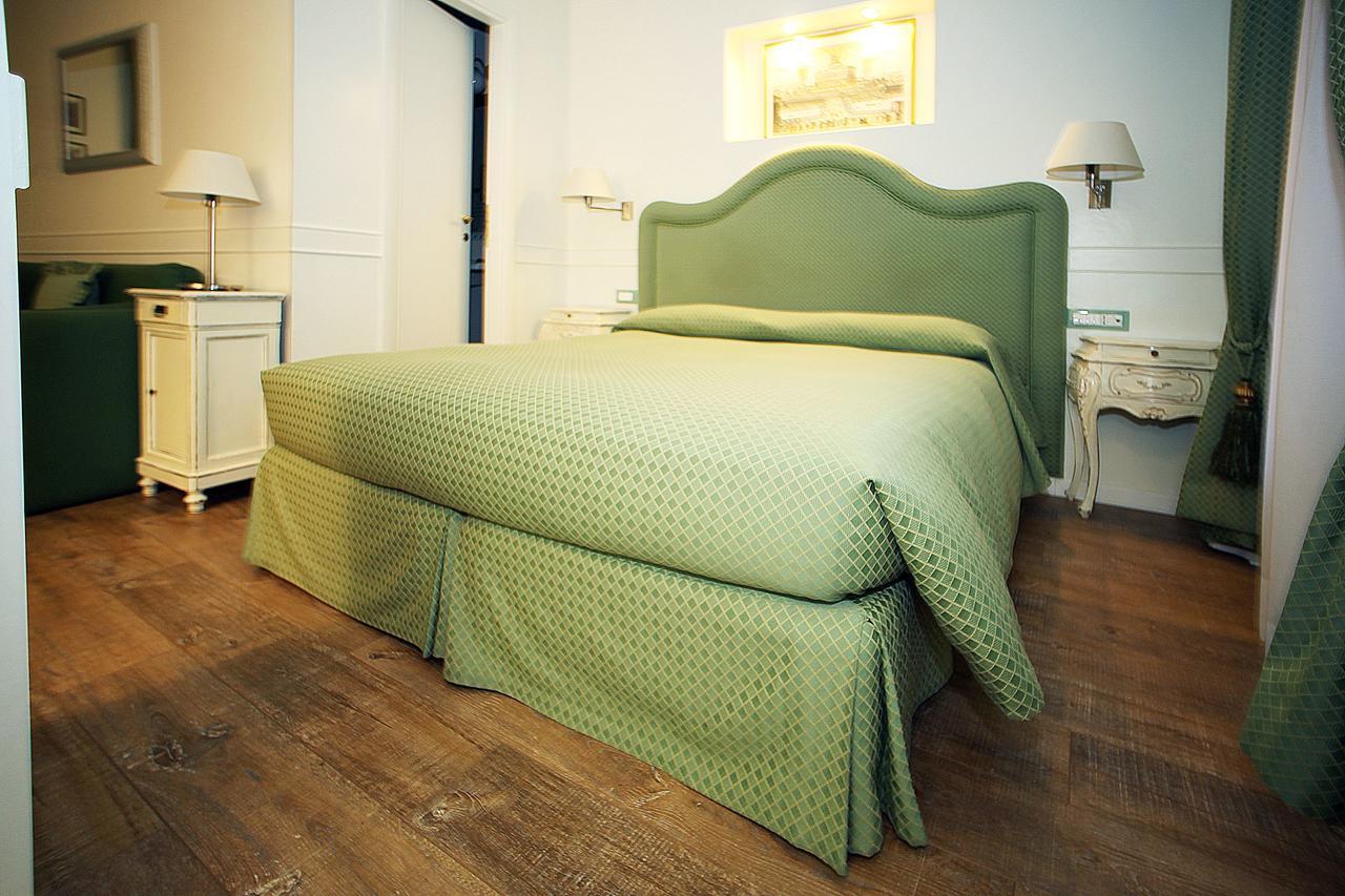 Hotel Residenza Ponte Sant'Angelo Rzym Zewnętrze zdjęcie