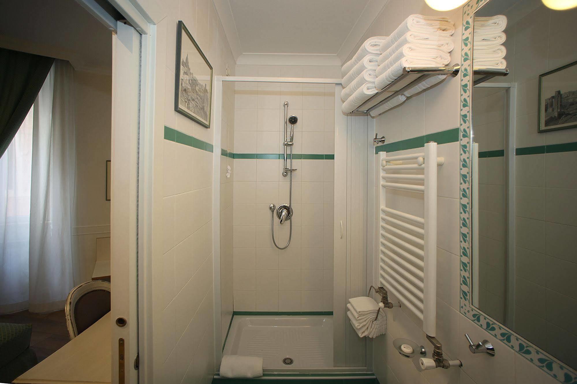 Hotel Residenza Ponte Sant'Angelo Rzym Zewnętrze zdjęcie