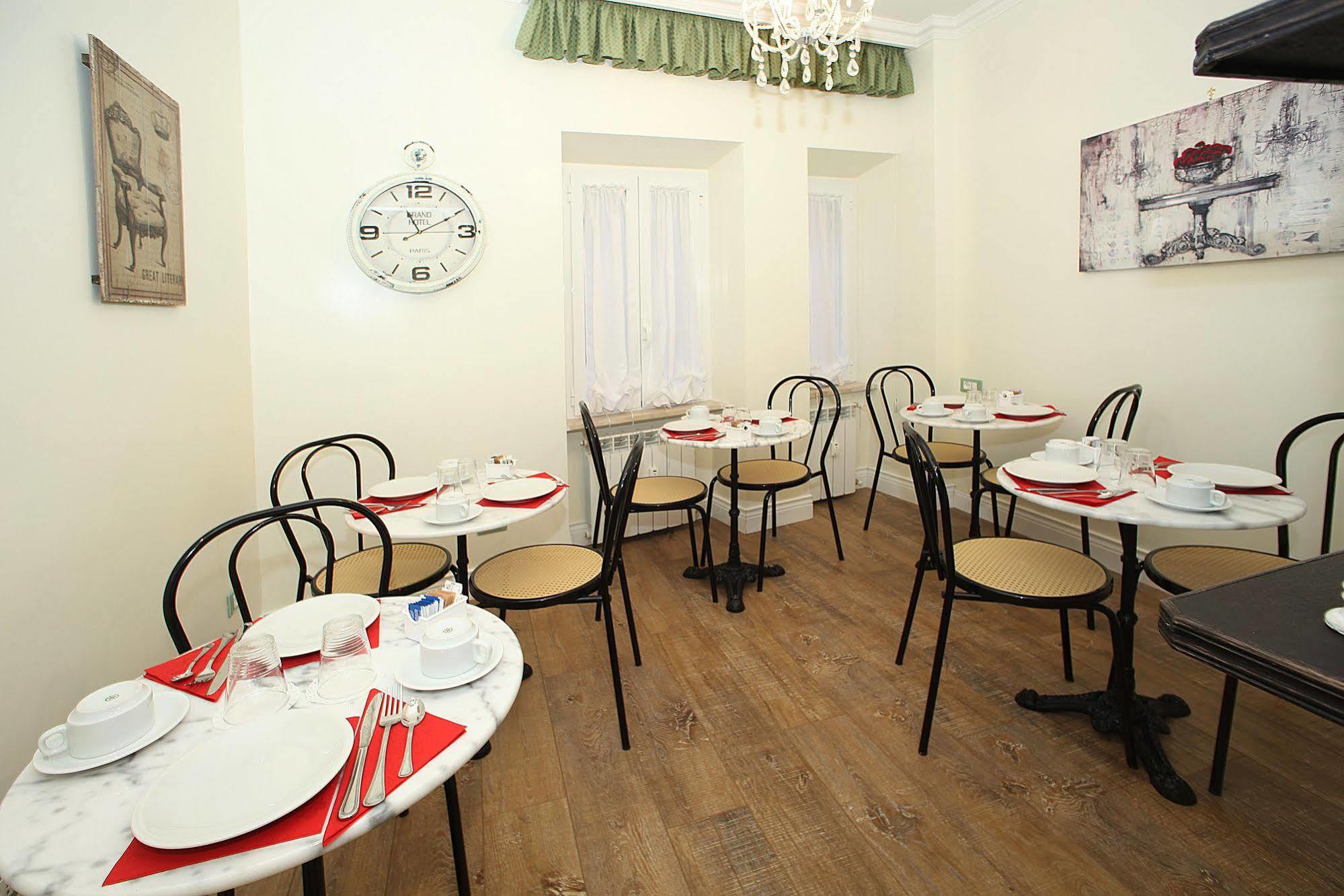 Hotel Residenza Ponte Sant'Angelo Rzym Zewnętrze zdjęcie